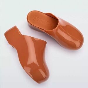 Simon Miller x Melissa bubble clog